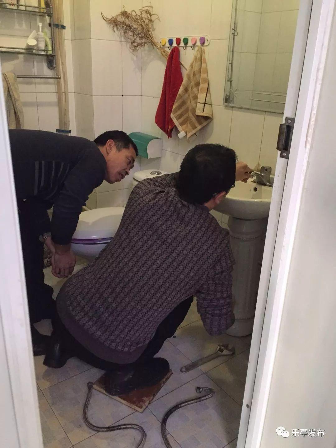 电脑维修店，科技时代的心灵手巧