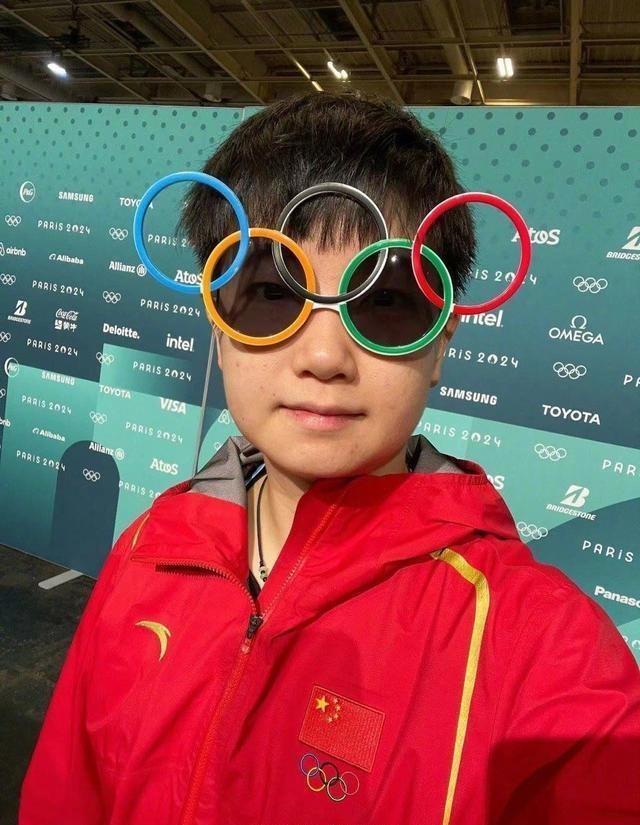 正在直播的乒乓球女单决赛，激情与技艺的对决